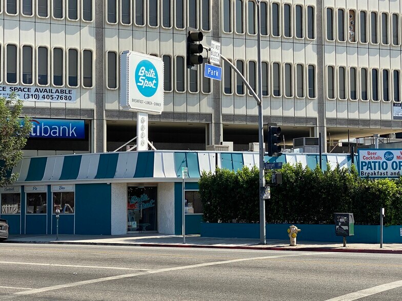1918 W Sunset Blvd, Los Angeles, CA for sale - Primary Photo - Image 1 of 1