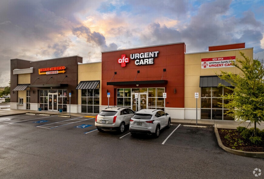 9040 Ulmerton Rd, Largo, FL for lease - Building Photo - Image 1 of 8