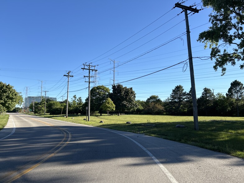 10070 Lockwood Ave, Skokie, IL for lease - Building Photo - Image 1 of 5