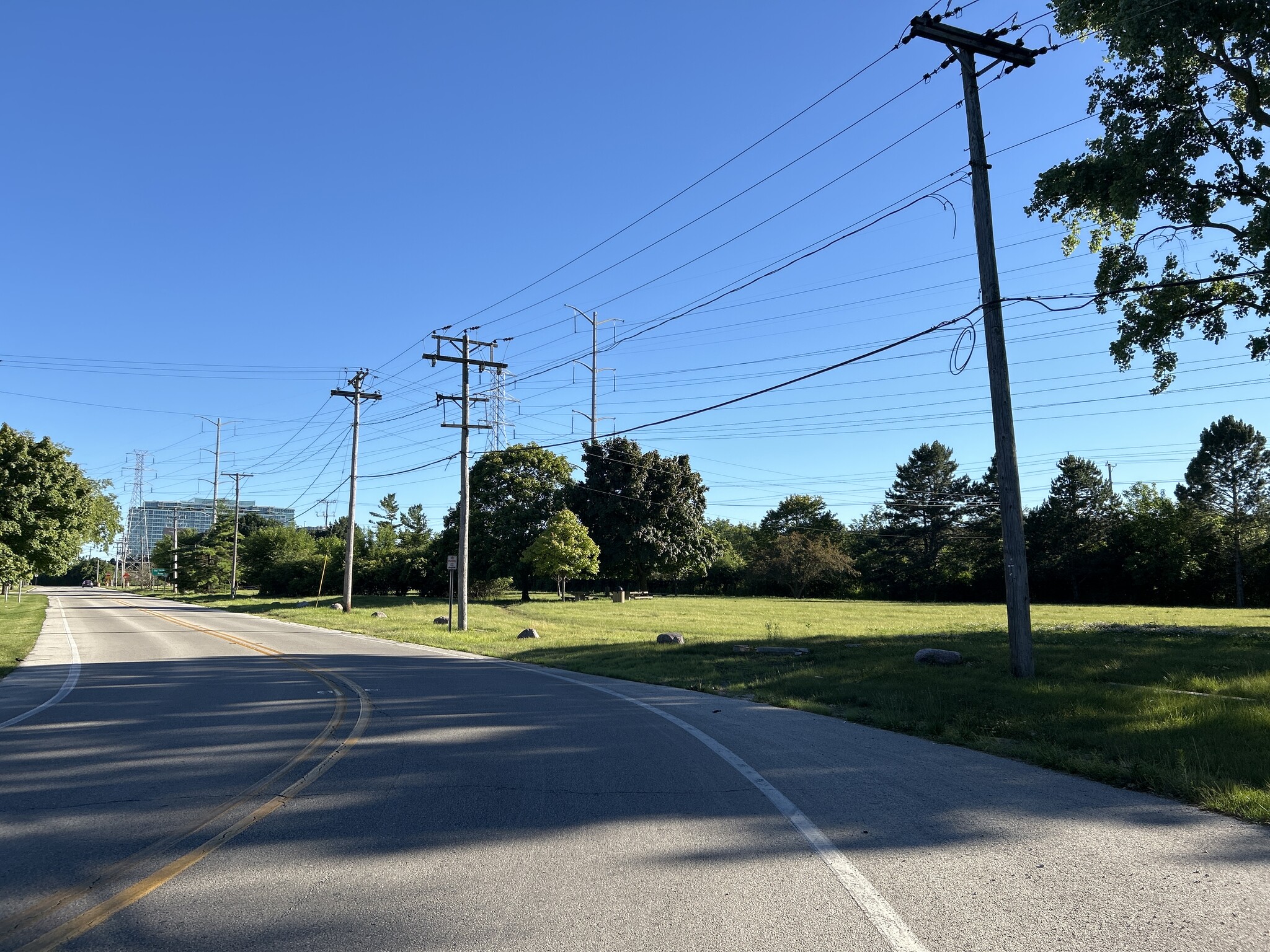 10070 Lockwood Ave, Skokie, IL for lease Building Photo- Image 1 of 6