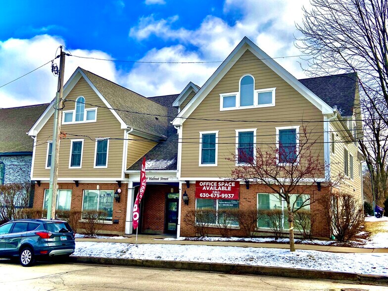 309 Walnut St, St Charles, IL 60174