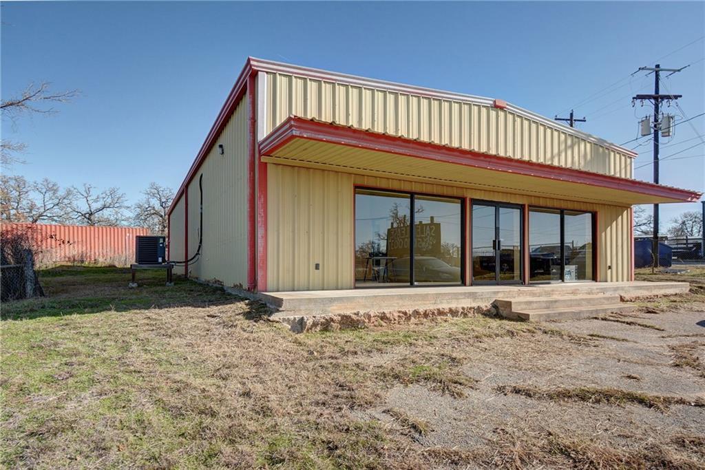 1684 State Highway 71 W, Cedar Creek, TX 78612