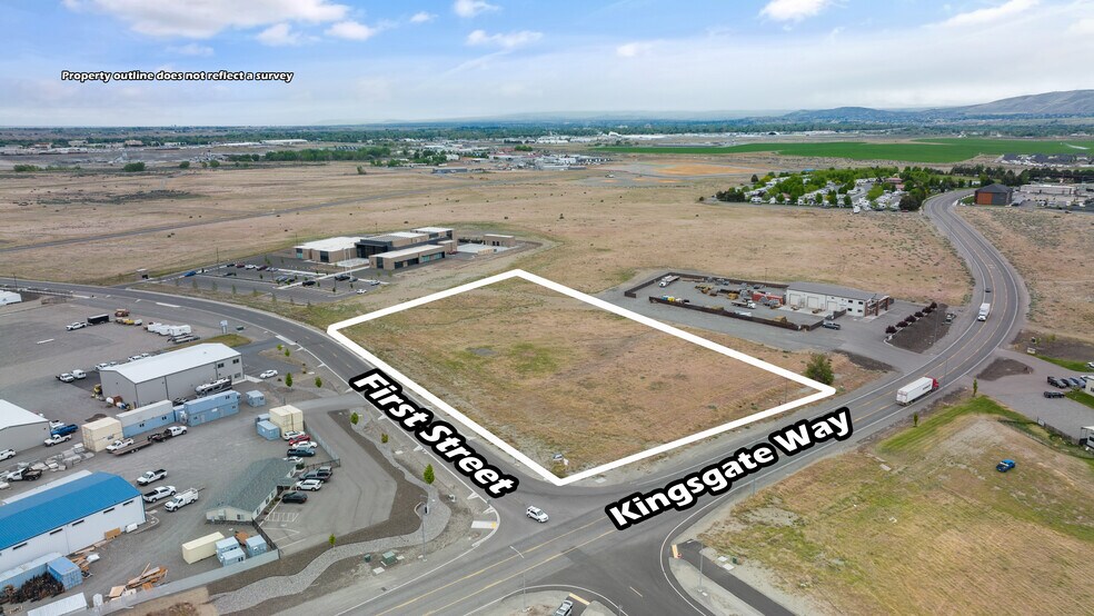 2786 Kingsgate Way, Richland, WA 99354