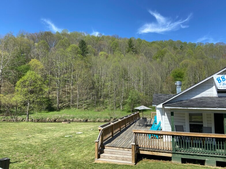 1275012790 NC Highway 88 W, Creston, NC 28615 Convenience Store/Gas