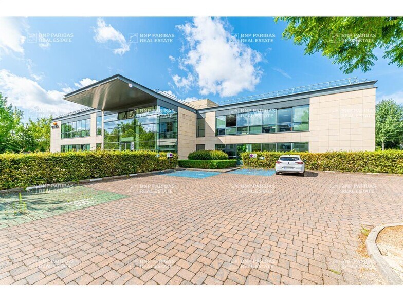 Office in Serris for sale - Building Photo - Image 2 of 12