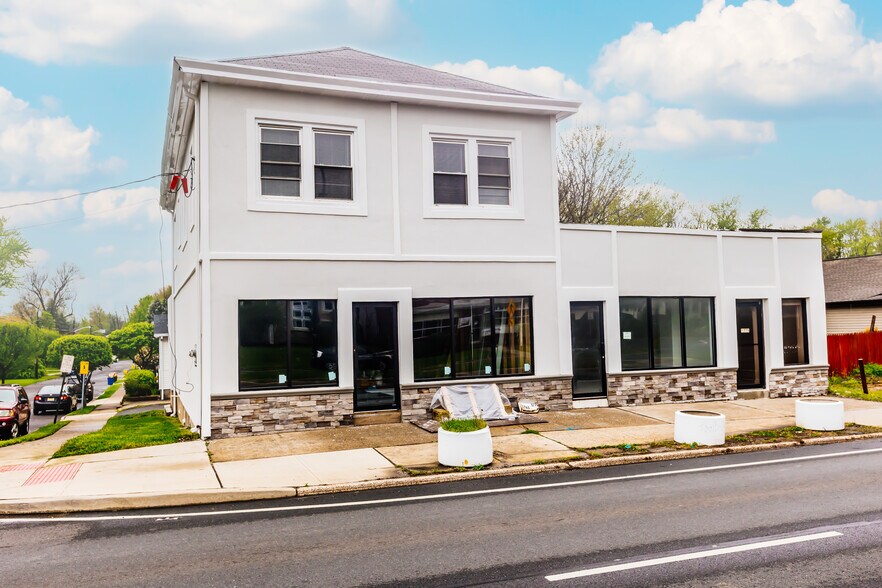 1763-1765 Brunswick Ave, Lawrence Township, NJ for sale - Building Photo - Image 1 of 1