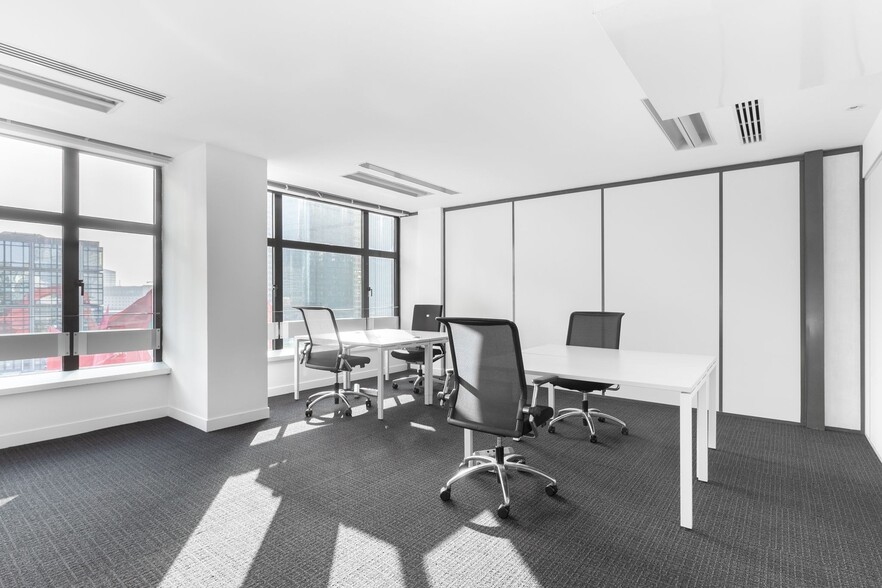 5000 Valleystone Dr, Cary, NC for lease - Interior Photo - Image 3 of 5