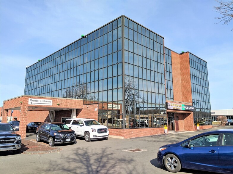 477 Connecticut Blvd, East Hartford, CT for lease - Building Photo - Image 1 of 28