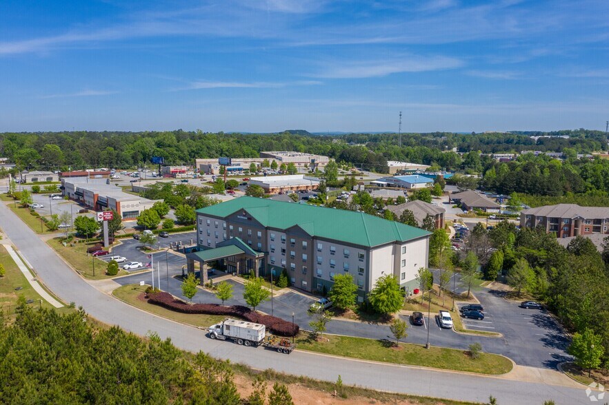 4027 Veterans Ct, Columbus, GA for sale - Building Photo - Image 2 of 4