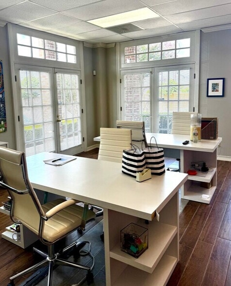 1458 Campbell Rd, Houston, TX for lease - Interior Photo - Image 2 of 10