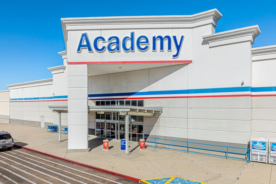 Stirling Slidell Centre - Warehouse