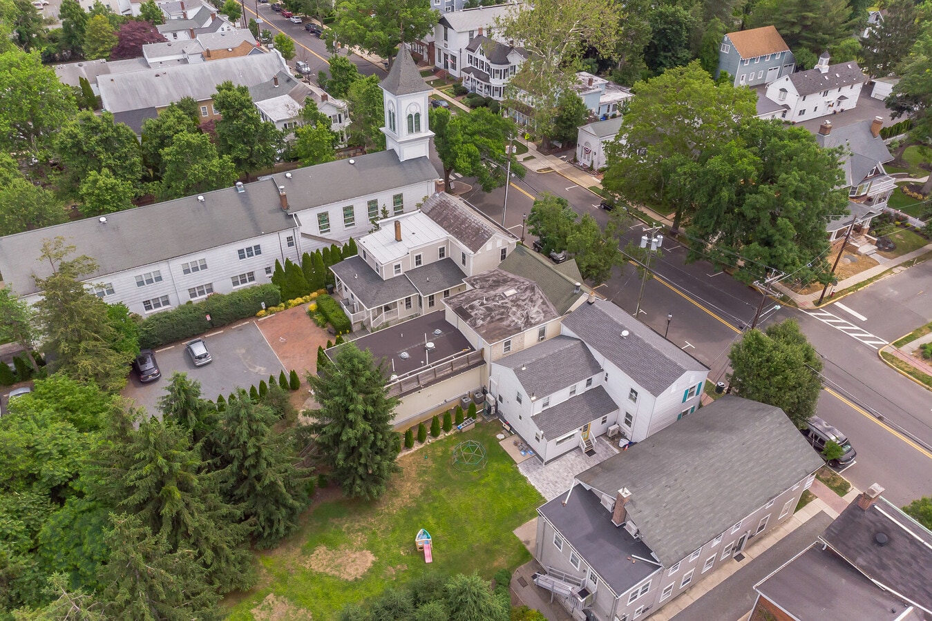 17 N Main St, Cranbury, NJ 08512