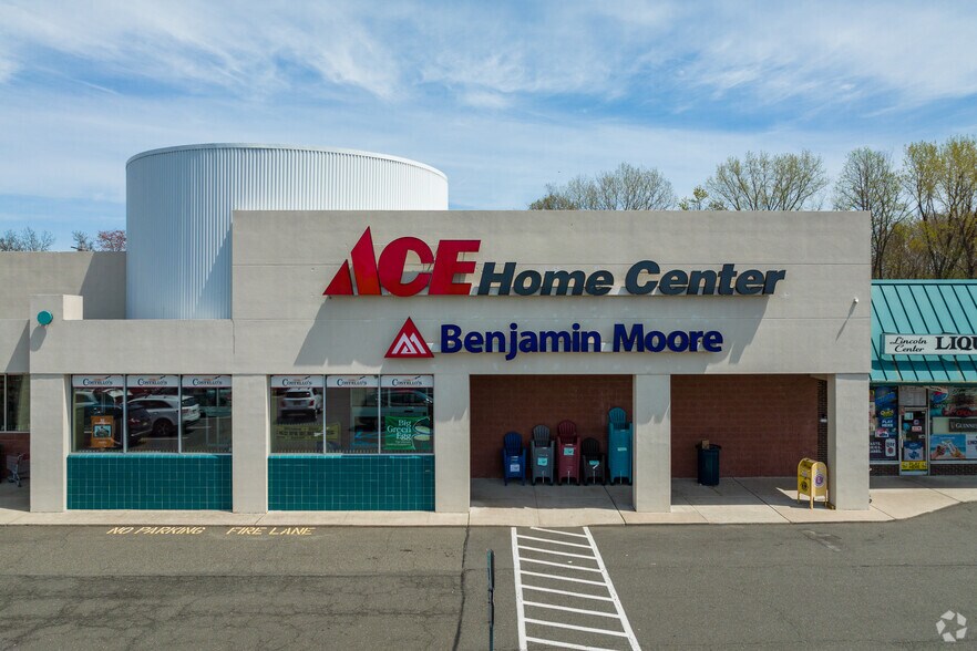 261 Comly Rd, Lincoln Park, NJ 07035 Lincoln Park Plaza