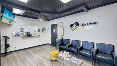 2900 N Green Valley Pky, Henderson, NV for lease Interior Photo- Image 1 of 11