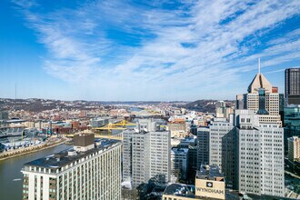 420 Fort Duquesne Blvd, Pittsburgh, PA - AERIAL  map view