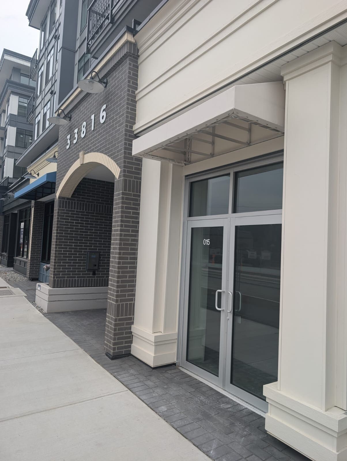 33816 S Fraser Way, Abbotsford, BC for lease Interior Photo- Image 1 of 5