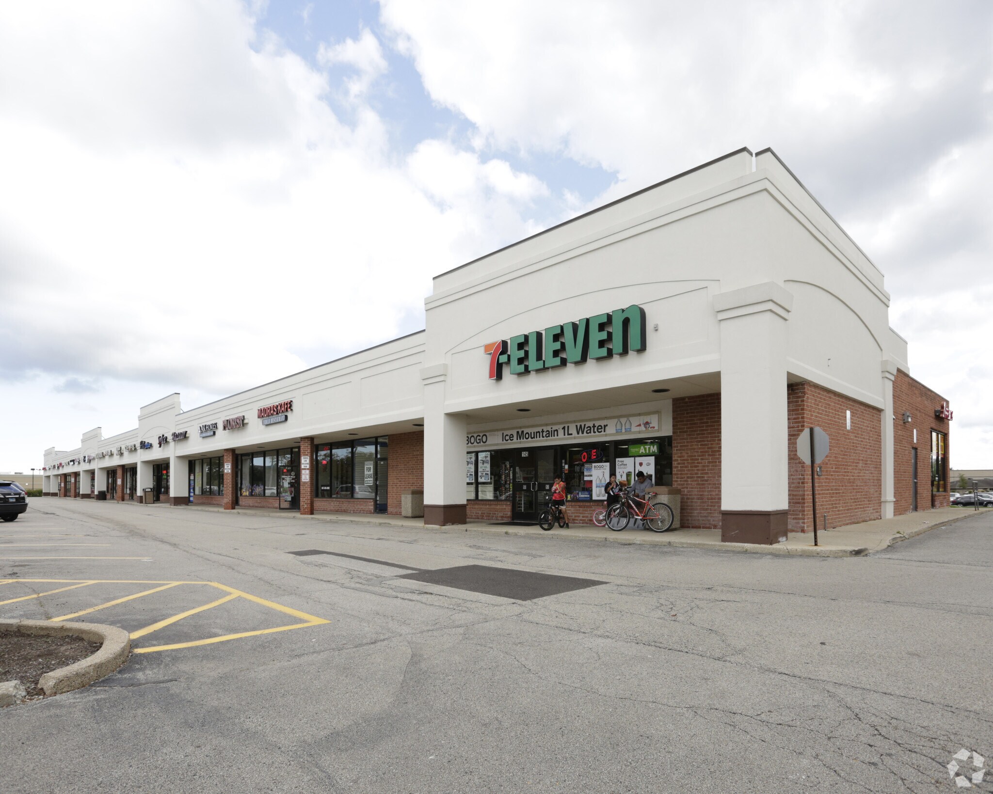 101-145 W Townline Rd, Vernon Hills, IL for sale Building Photo- Image 1 of 1