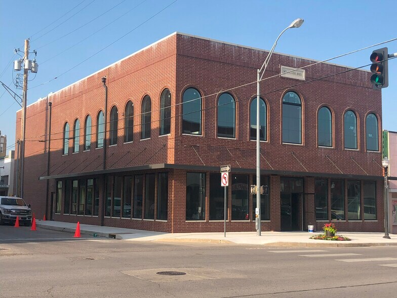 127 W Main St, Ardmore, OK for sale - Building Photo - Image 1 of 1