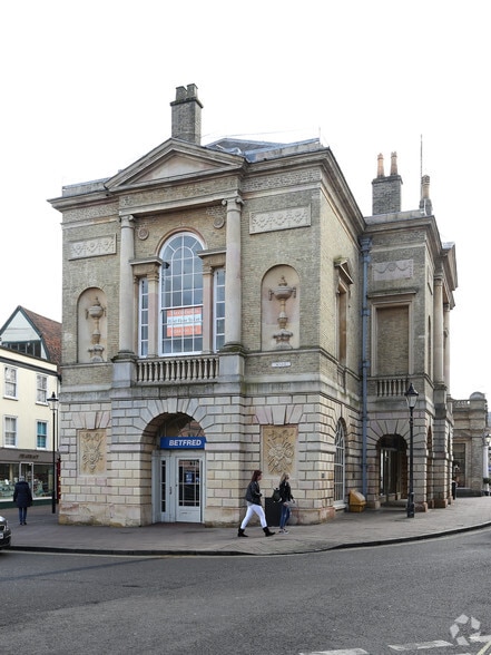 Cornhill, Bury St Edmunds for lease - Building Photo - Image 2 of 13
