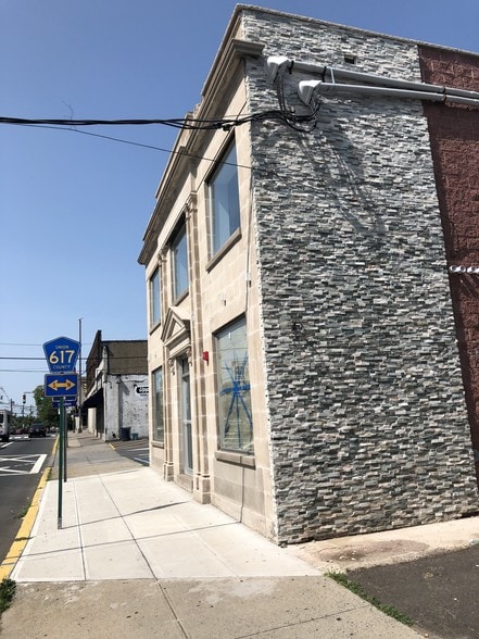 19 E Elizabeth Ave, Linden, NJ for sale - Building Photo - Image 3 of 10