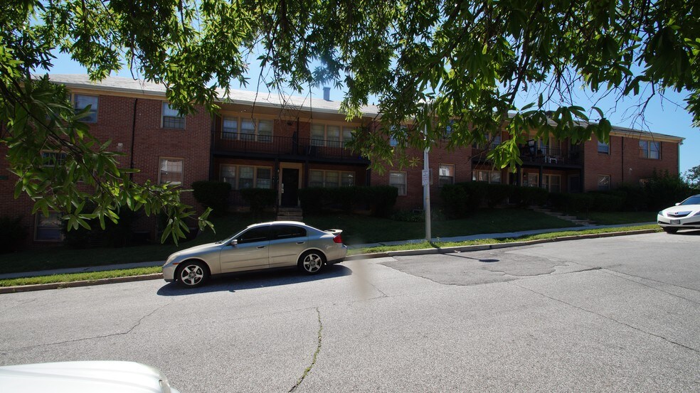 1504 Upshire, Baltimore, MD for sale - Primary Photo - Image 1 of 1