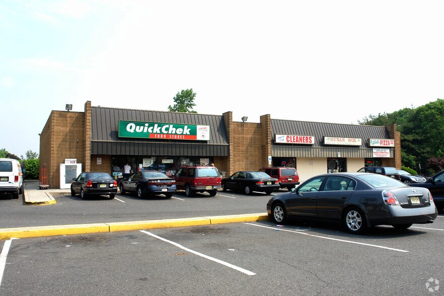 147 ad Cherry Tree Farm Rd, Middletown, NJ 07748