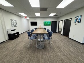 11701 S Belcher Rd, Largo, FL for lease Interior Photo- Image 2 of 10