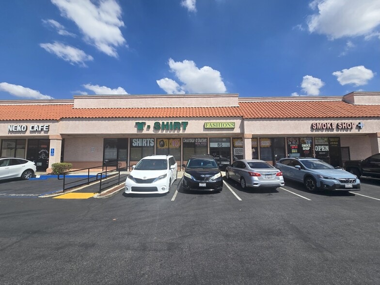 10051 Magnolia Ave, Riverside, CA for lease - Building Photo - Image 1 of 11