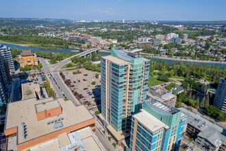 888 4th Ave SW, Calgary, AB - aerial  map view - Image1