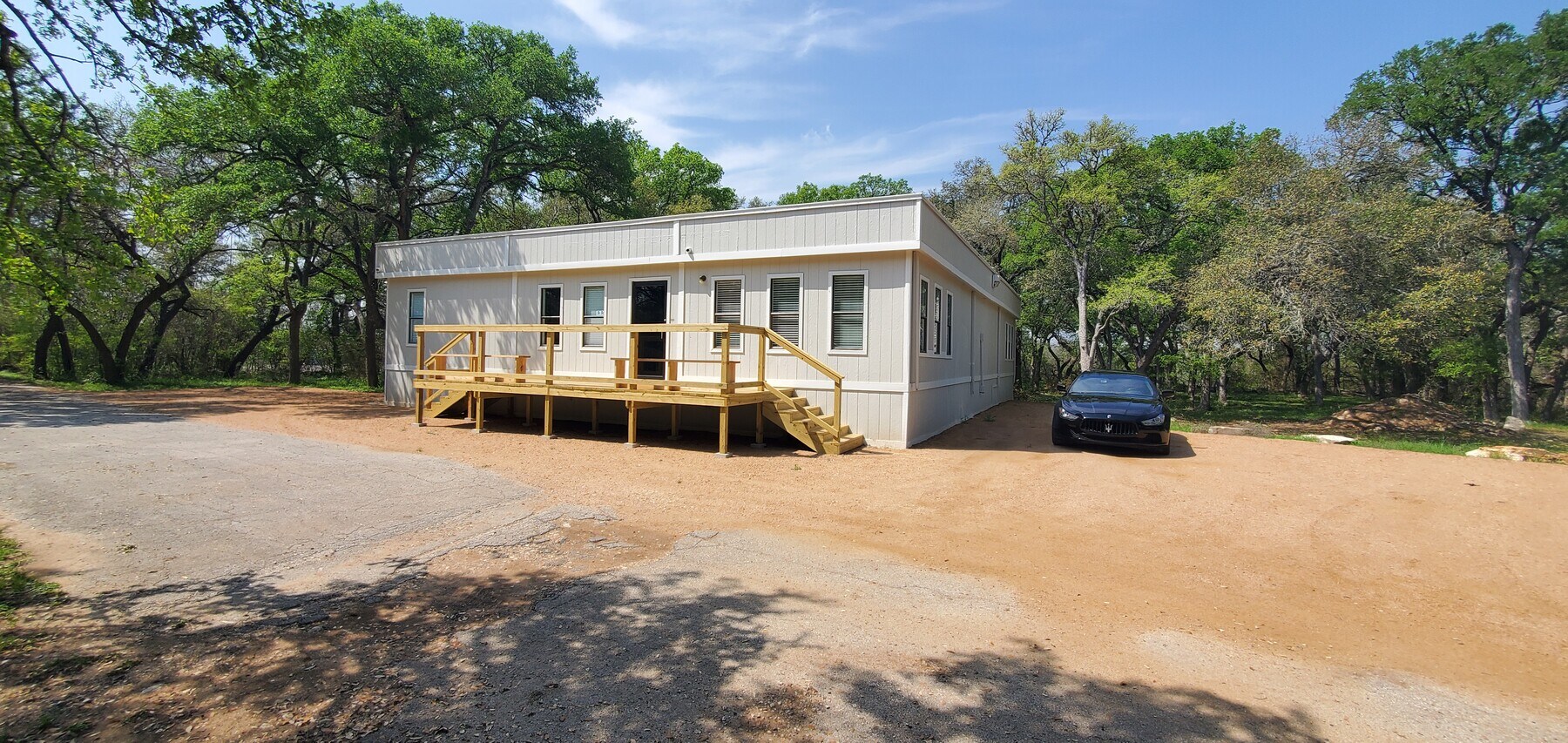 30425 Smithson Valley Rd, San Antonio, TX 78261