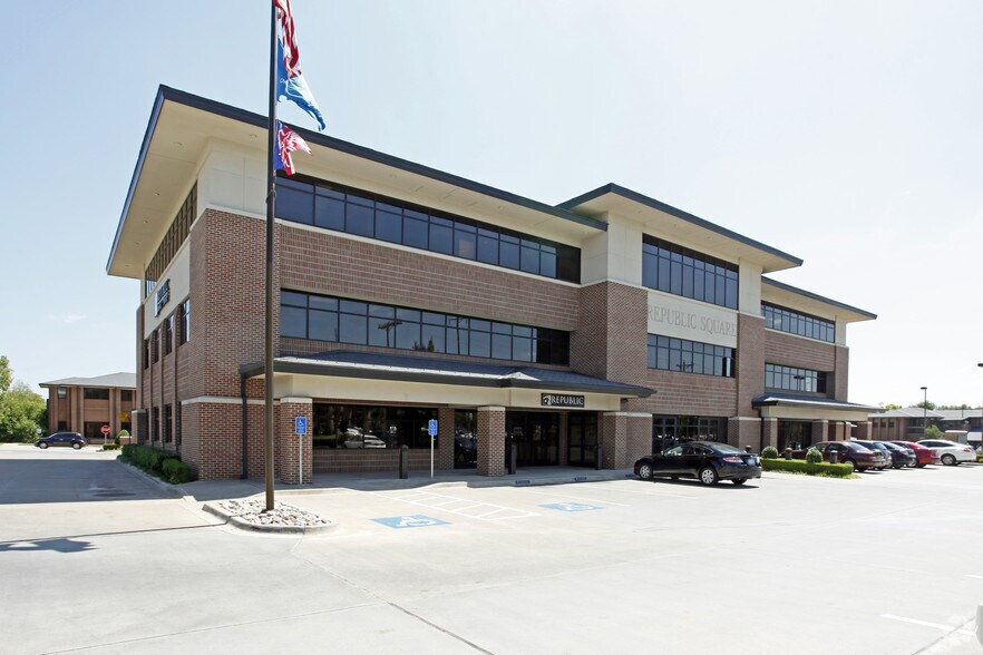 1161 36th Ave NW, Norman, OK 73072 Brookhaven Hard Corner Office