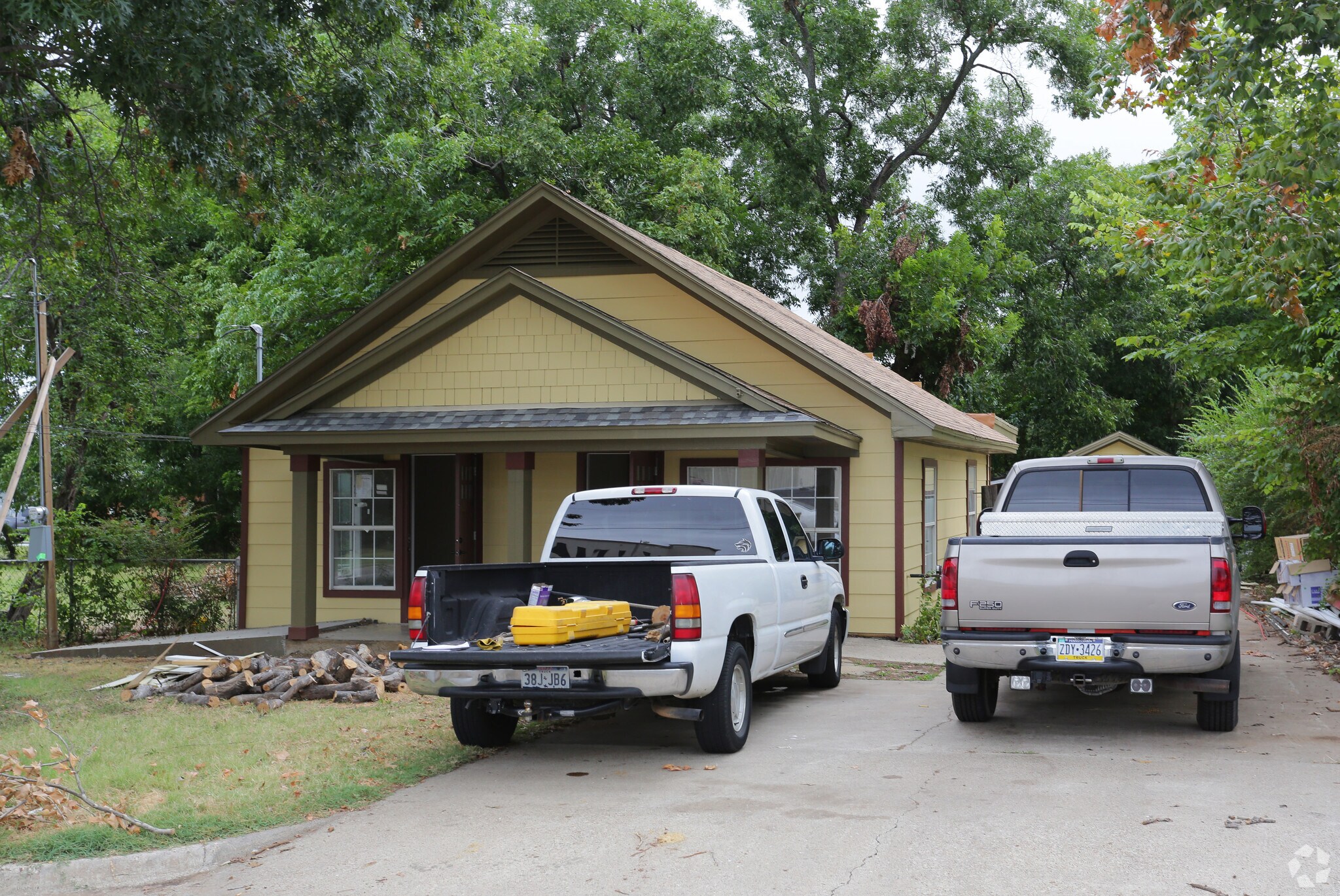 913 S Church St, Grapevine, TX for sale Primary Photo- Image 1 of 1
