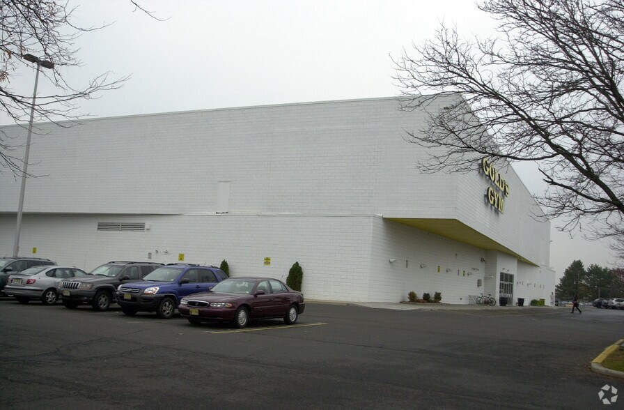 4152 Quakerbridge Rd, Lawrenceville, NJ for sale - Building Photo - Image 2 of 7