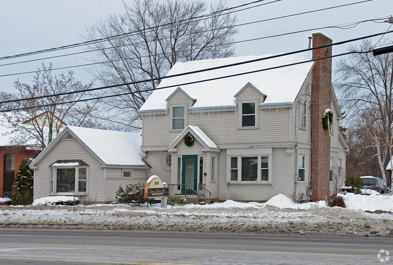 169 S River Rd, Bedford, NH 03110