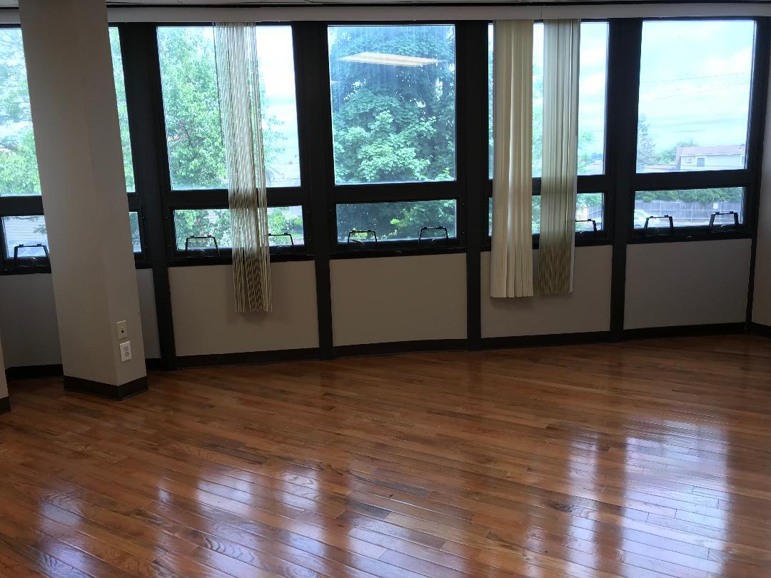 535 S Broadway, Hicksville, NY for lease Interior Photo- Image 1 of 5