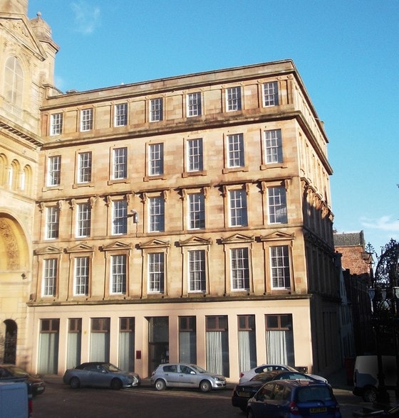 6 Cathcart Sq, Greenock for sale - Primary Photo - Image 1 of 1