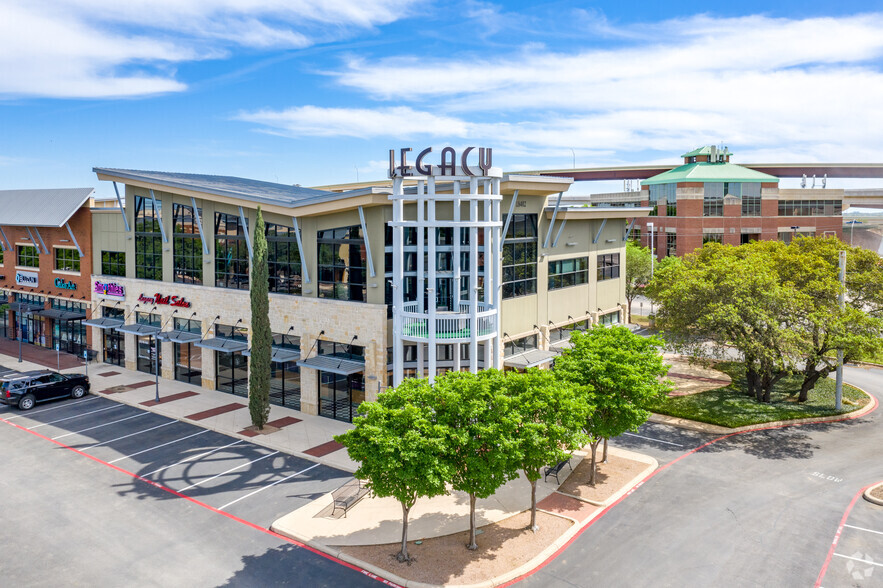 1723-2003 Loop 1604, San Antonio, TX for lease - Building Photo - Image 1 of 5