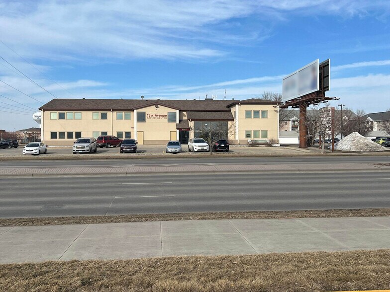 4357 13th Ave SW, Fargo, ND for sale - Building Photo - Image 1 of 5