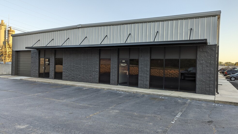 465 Maltbie St, Lawrenceville, GA for lease - Building Photo - Image 2 of 3