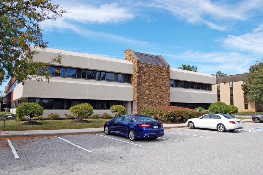 124 Slade Ave, Pikesville, MD for lease - Building Photo - Image 1 of 7