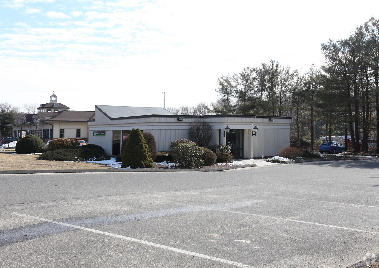 503 Middlebury Rd, Middlebury, CT 06762 TD Banknorth