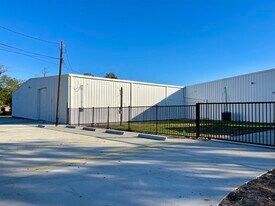 14236 Gainesville St, Houston TX - Warehouse