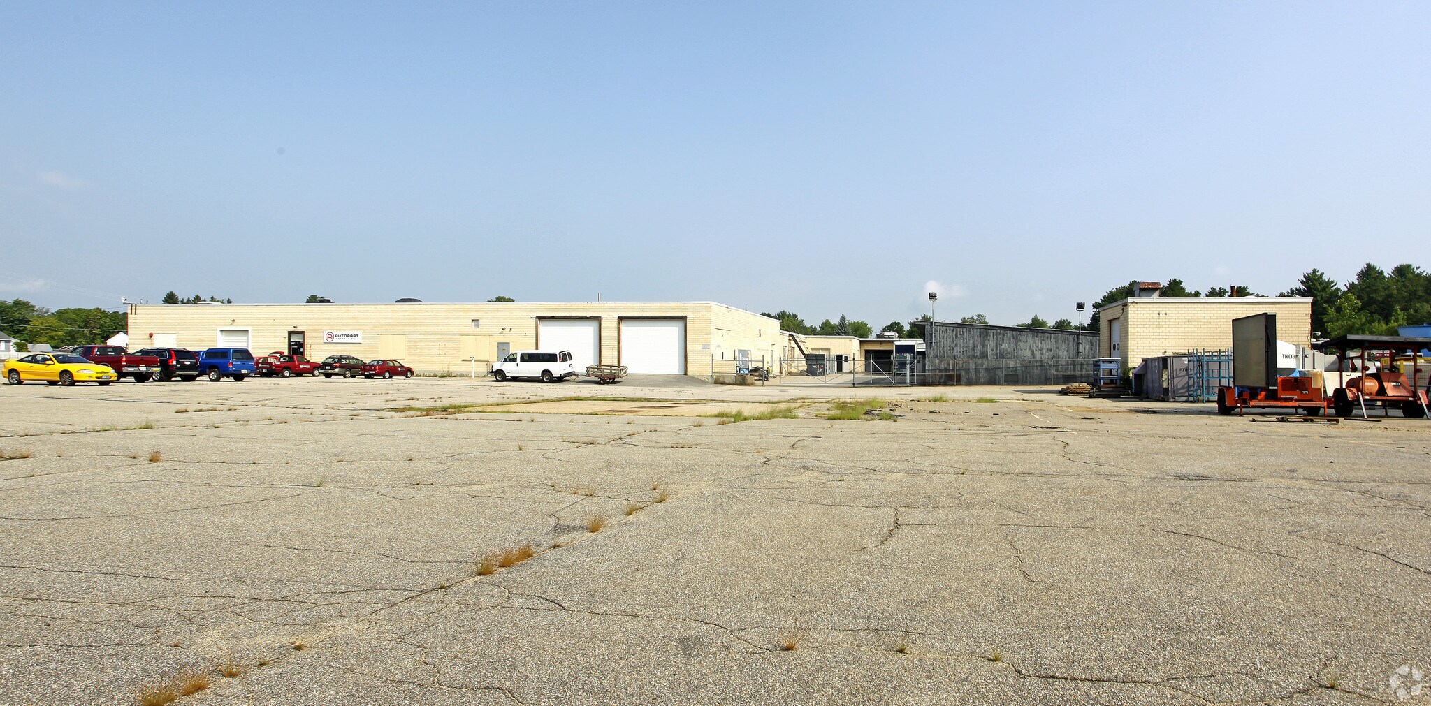 70 Pembroke Rd, Concord, NH for sale Primary Photo- Image 1 of 1