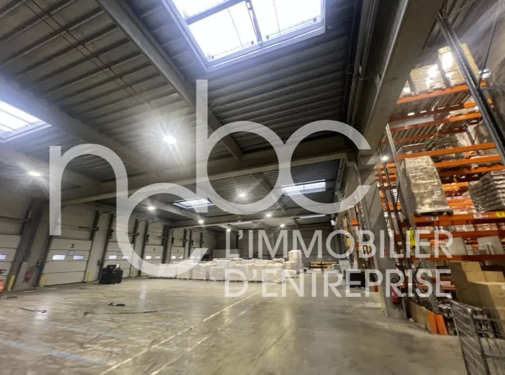 Flex in Corbas for lease Interior Photo- Image 1 of 5