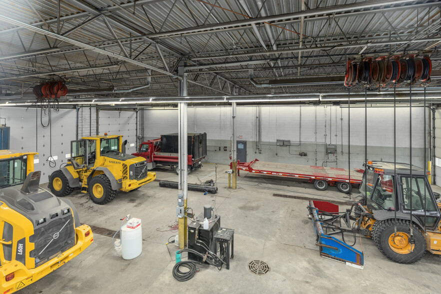 931 Interchange Dr, Holland, MI for lease - Building Photo - Image 3 of 5