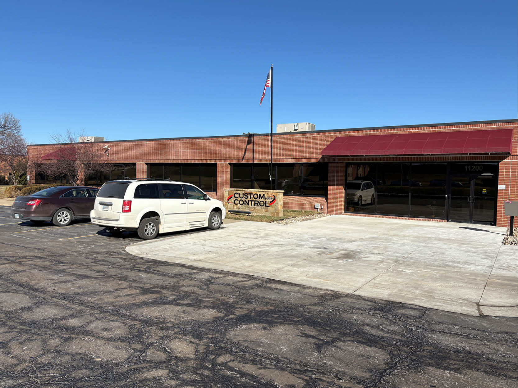 11200 W 93rd St, Overland Park, KS for lease Building Photo- Image 1 of 12