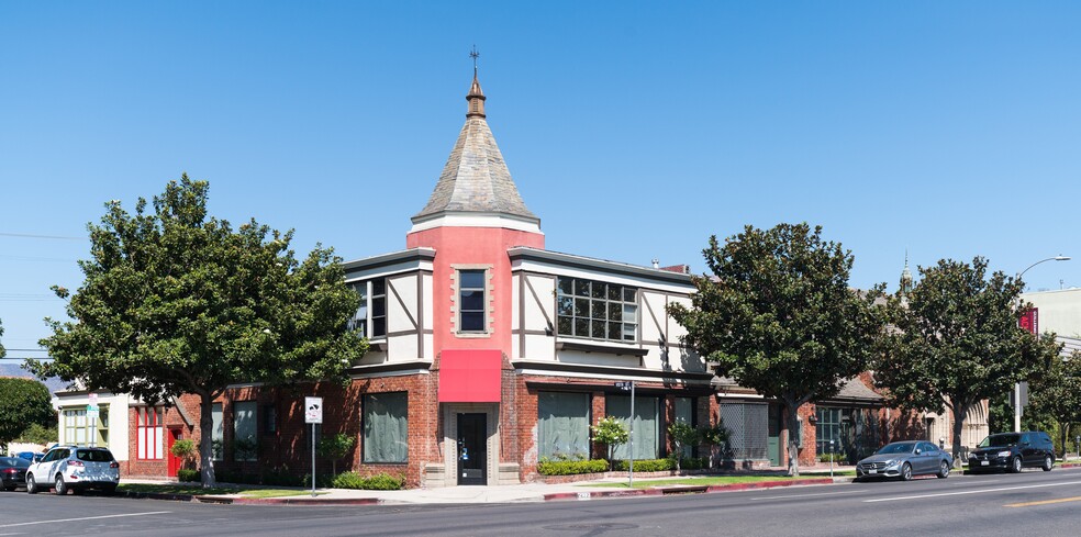 7415-7427 Beverly Blvd, Los Angeles, CA for lease - Building Photo - Image 1 of 3