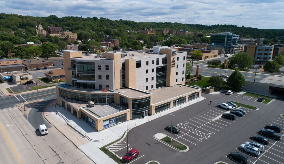 201 N Riverfront Dr, Mankato, MN for lease - Building Photo - Image 3 of 10