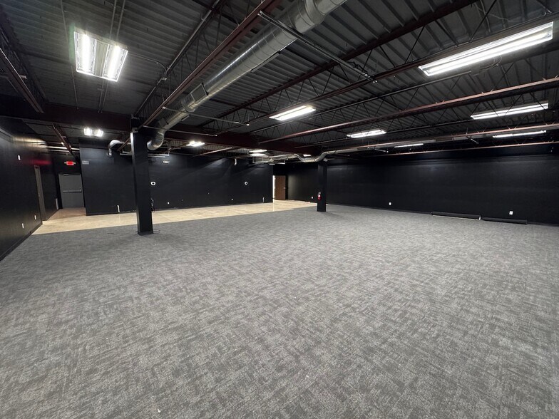 1753 E State Highway 97, Jourdanton, TX for lease - Interior Photo - Image 3 of 9