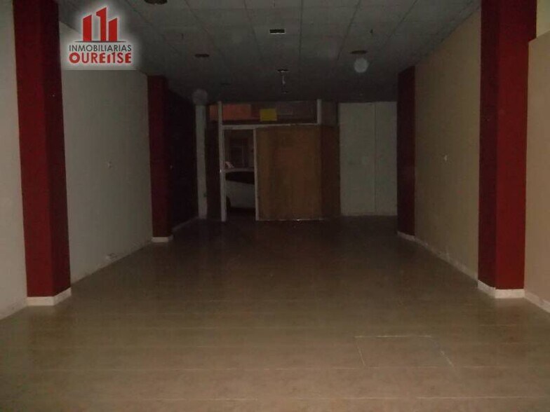 Retail in Ourense for lease - Building Photo - Image 2 of 9